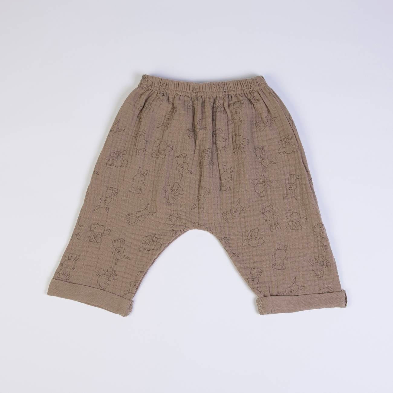 Schönes Set für den Sommer bestehend aus T-Shirt mit Elefant und brauner Musselin-Hose