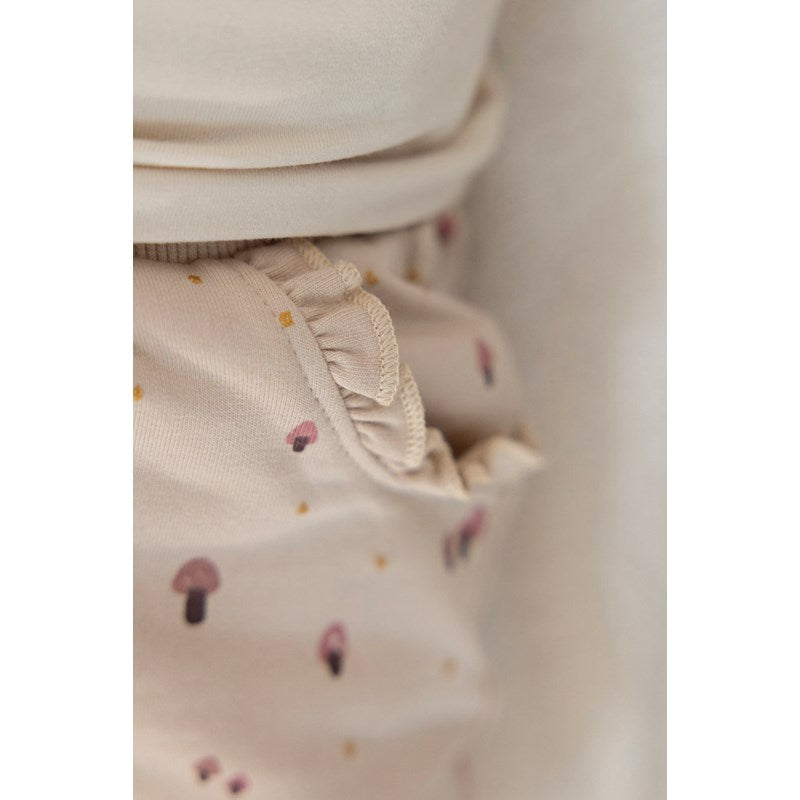 Niedliche Mädchen Hose in Sand mit Pilzen und Glitzer aus Bio-Baumwolle