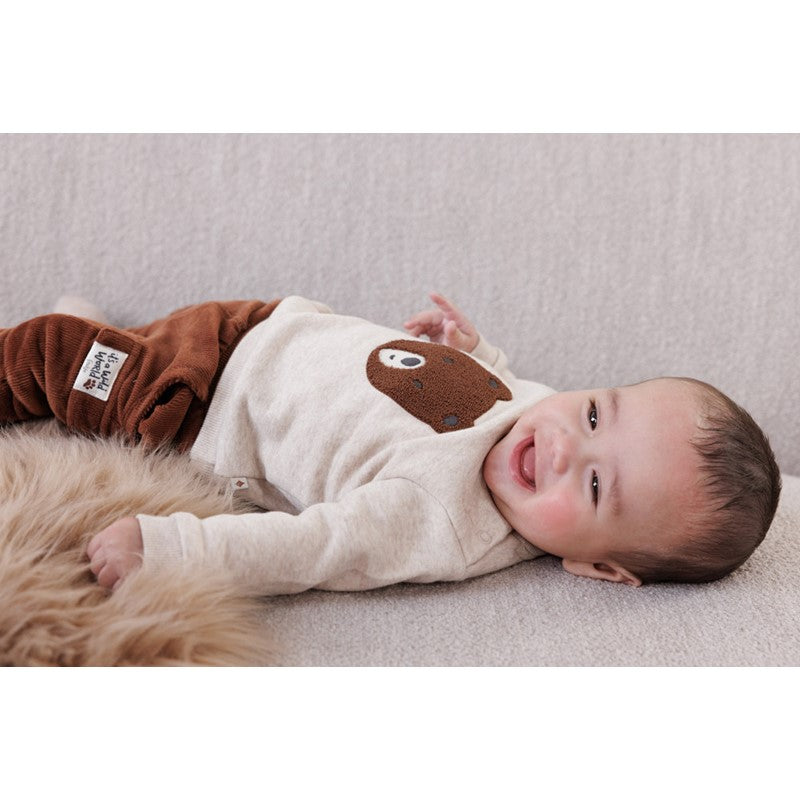 Süße, bequeme Hose in schokobraun mit Eingrifftaschen und applizierten Taschenbund breitem Umschlagbund