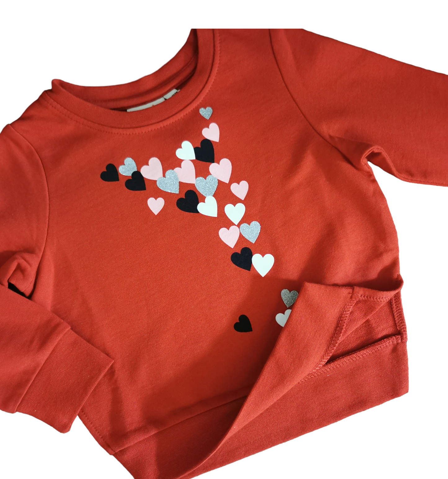 Schöner Mädchen Sweater in rot mit glitzernden Herzen