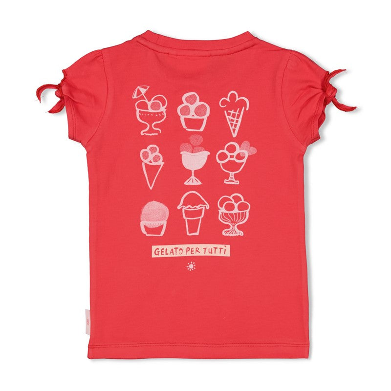 Sommerliches T-Shirt in Rot mit schönem Eis-Print auf der Rückseite, aufgenähter Eistüte vorne und geknoteten Ärmeln aus Bio-Baumwolle