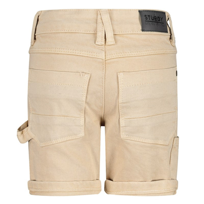 Shorts aus leichtem Denimstoff in Sand mit vielen Taschen, Reißverschluss, Knopf und Gürtelschlaufen. Innen mit verstellbarem Gummibund anpassbar.