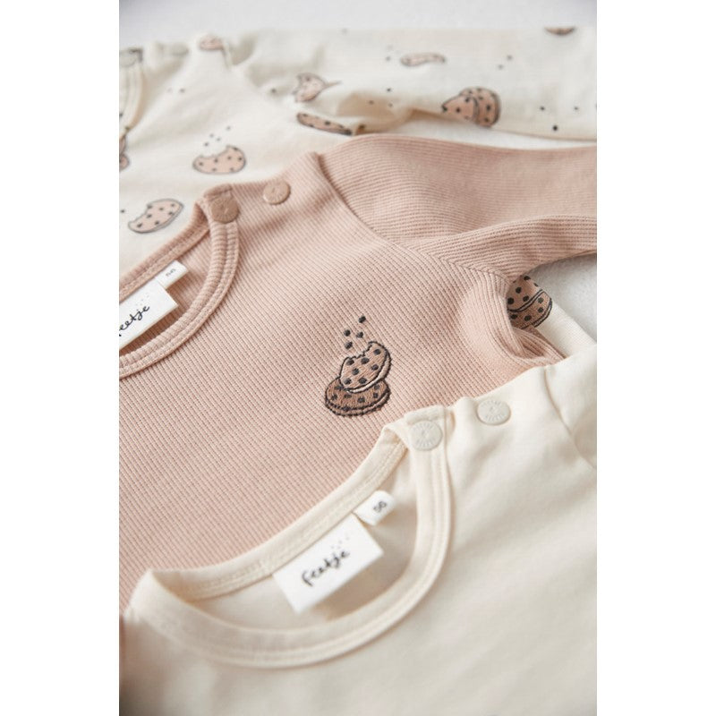 Süßes Longsleeve aus Bio-Baumwolle in Sand mit aufgestickten Keks