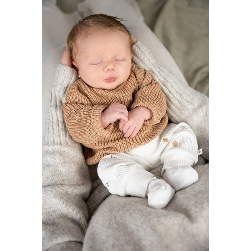 Wunderschöner Strick-Sweater in Haselnuss aus Bio-Baumwolle