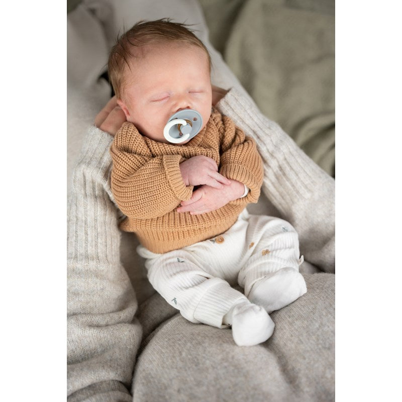 Wunderschöner Strick-Sweater in Haselnuss aus Bio-Baumwolle