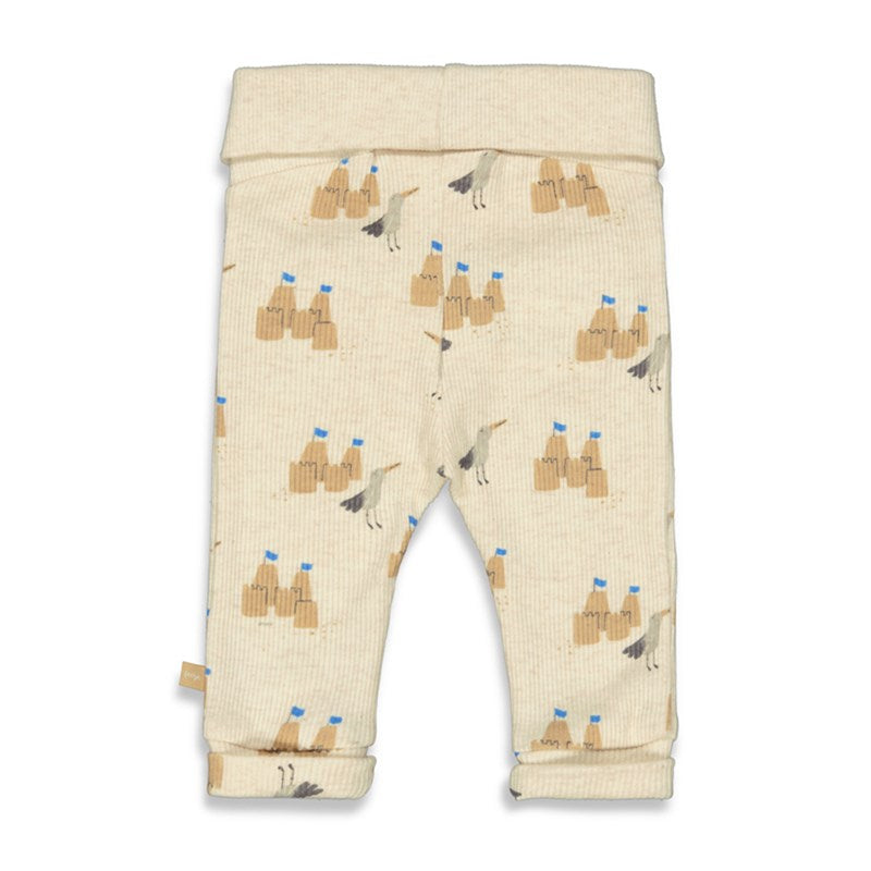 Total süße Hose für kleine Strand-Liebhaber: die Hose mit den Sandburgen macht definitiv Lust auf Strand!