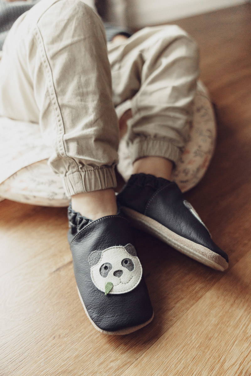 Hochwertige Kitaschuhe aus Leder mit Katschuksohle