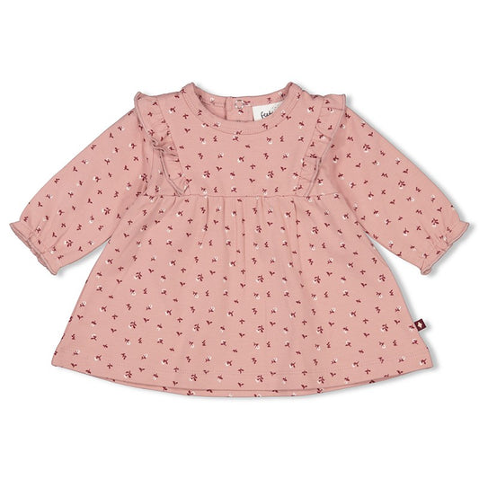 Süßes Kleid mit Blumenmuster und Rüschen in rosa