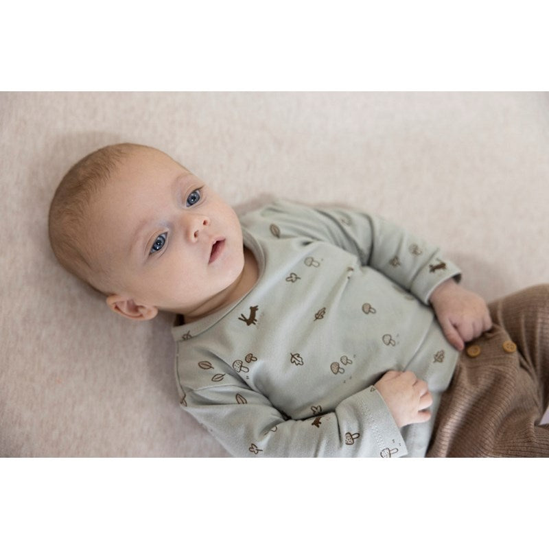 Schönes Longsleeve in mint mit Allover-Print mit Naturmotiven, Bio-Baumwolle