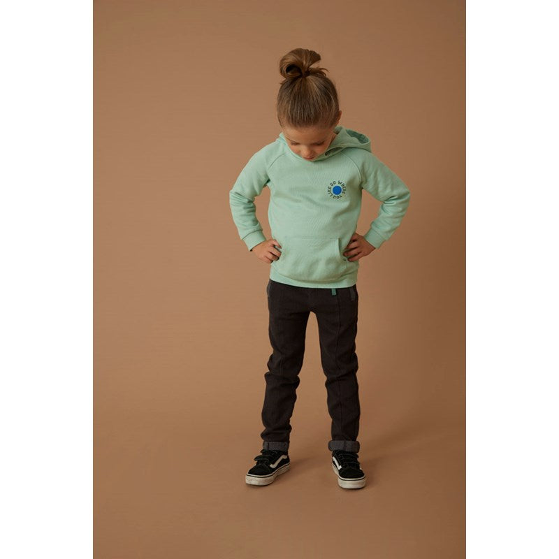 Schöne bequeme Hose mit Fischgrätenmuster mit Gummibund und Kordelzug