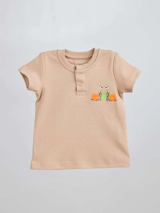 T-Shirt aus Baumwolle mit frechen Schnecken