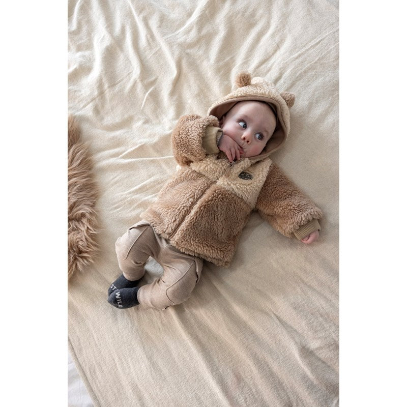 Warme und weiche Teddy-Jacke in taupe aus Bio-Baumwolle