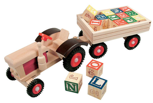 Schöner Holz-Traktor mit Buchstaben-Bausteinen und Anhänger zum Kippen, toller Spielspaß mit Lerneffekt! 