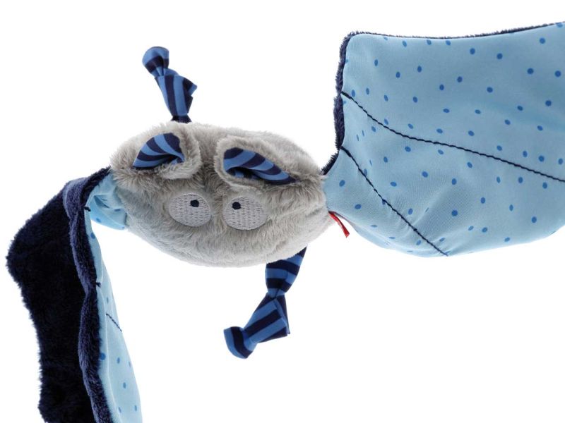 Süße Fledermaus in weiss und blau zum Kuscheln und Liebhaben
