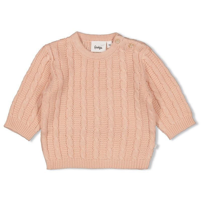 Schöner Strick-Sweater mit Zopfmuster und Knöpfen an der Schulter 