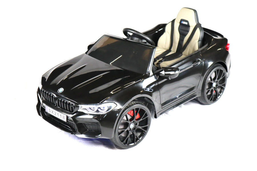 Schicker BMW M5 in schwarz, sportlichees und elegantes Fahrzeug für Kinder - fast wie das Original! 