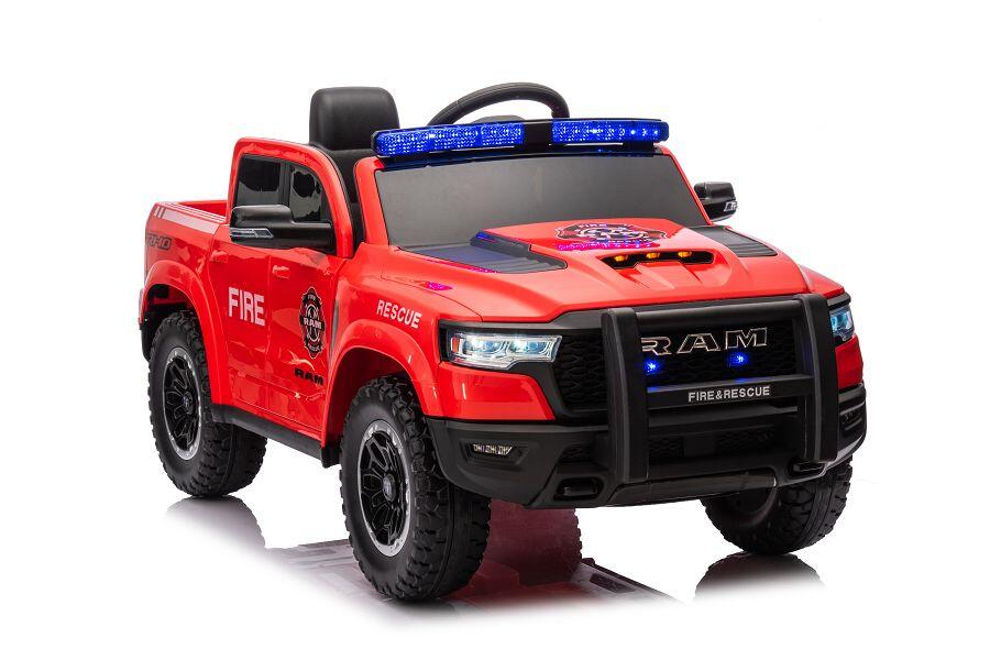 Der RAM 1500 Fire Rescue Truck ist ein richtig cooles Feuerwehrauto in knalligem rot - perfekt für alle kleinen Feuerwehrmänner und Feuerwehrfrauen! 