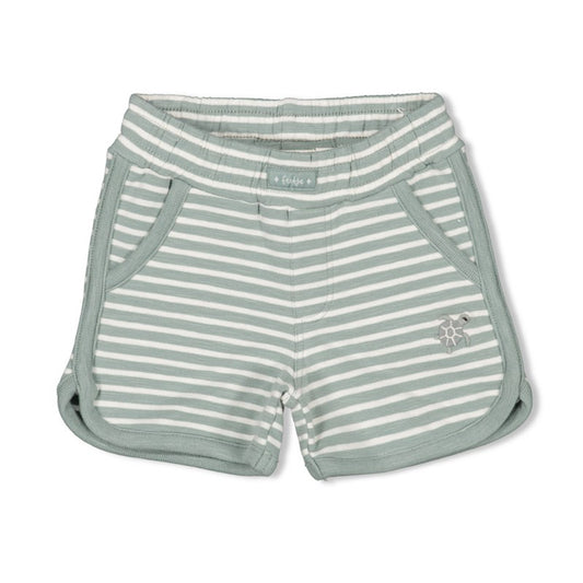 Süße kurze Shorts mit meeresgrünen Ringeln 