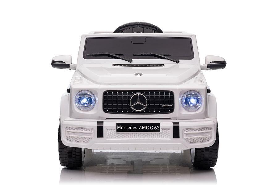 Der Mercedes AMG in weiß - wie das Original! Mit Fernsteuerung oder zum selber lenken ist dieses Kinder-Elektroauto perfekt für alle coolen kleinen Mercedes-Fahrer! 