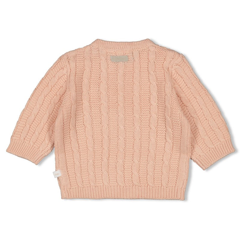 Schöner Strick-Sweater mit Zopfmuster und Knöpfen an der Schulter 