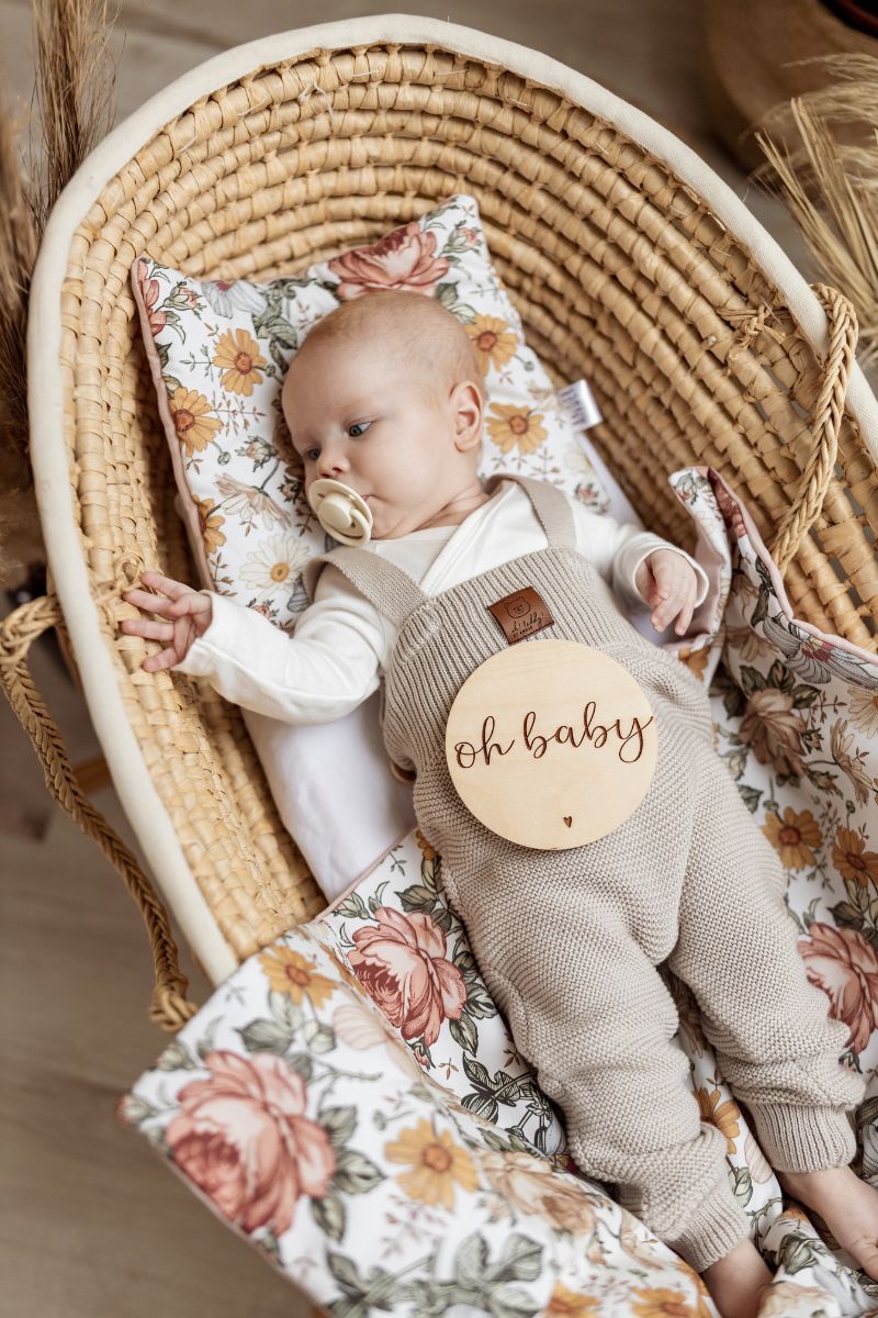 Hochwertige warme gestrickte Latzhose aus Merinowolle