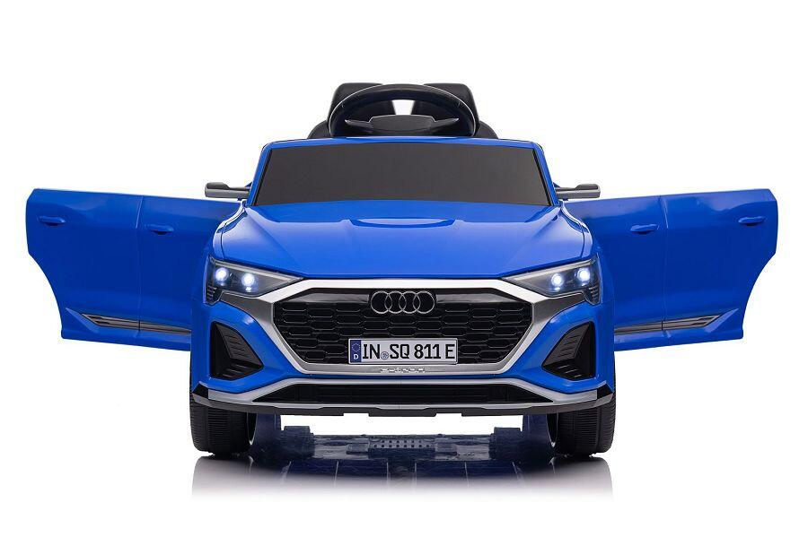 Schicker Audi SQ8 in blau, perfekt für alle kleinen Audi Fans die mit Stil durch die Stadt fahren wollen