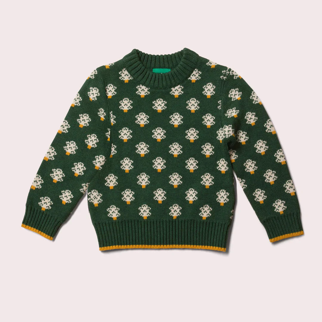 Schöner, warmer Winterpulli in grün mit Tannenbäumen darauf, aus 100% GOTS-zertifizierter Bio-Baumwolle